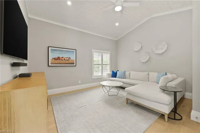 $2,595,000 | 6689 Mill Run Road, Naples, FL 34109