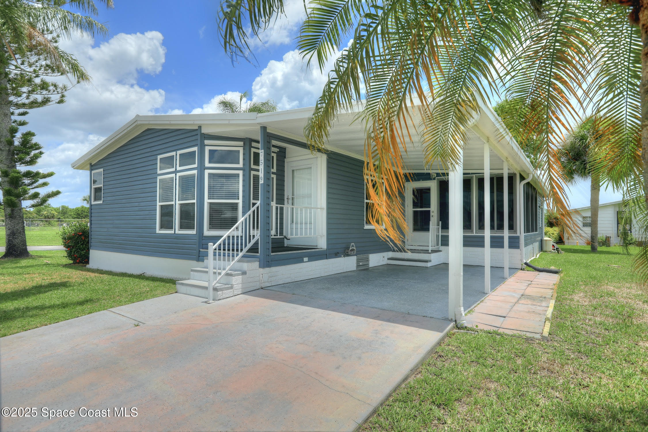 7519 Chasta Road, Unit I21 Micco, FL 32976 - Photo 2 of 27 3