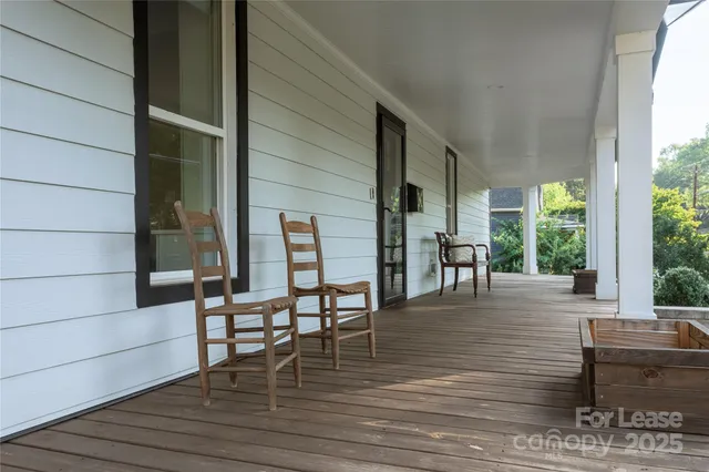 $3,750 | 311 South Academy Street, Mooresville, NC 28115