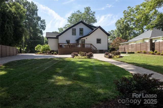 $3,750 | 311 South Academy Street, Mooresville, NC 28115