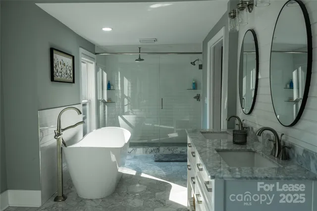 $3,750 | 311 South Academy Street, Mooresville, NC 28115