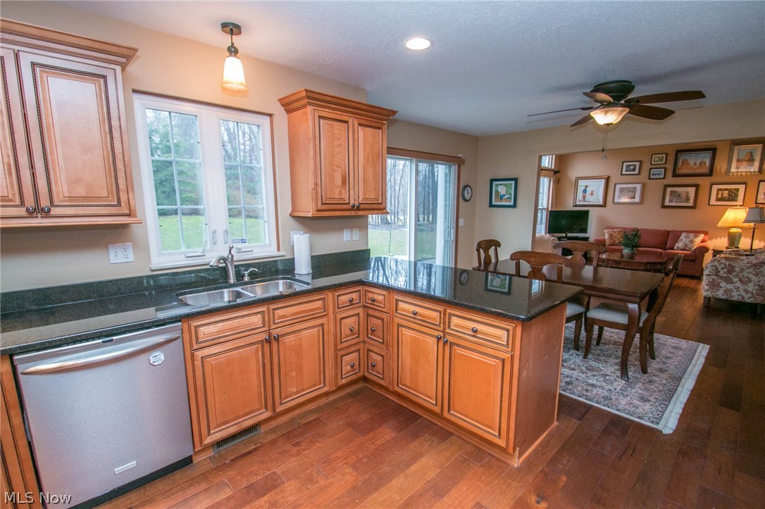 2950 Ravineview Circle Stow, OH 44224 - Photo 13 of 35 Gallery Image 13