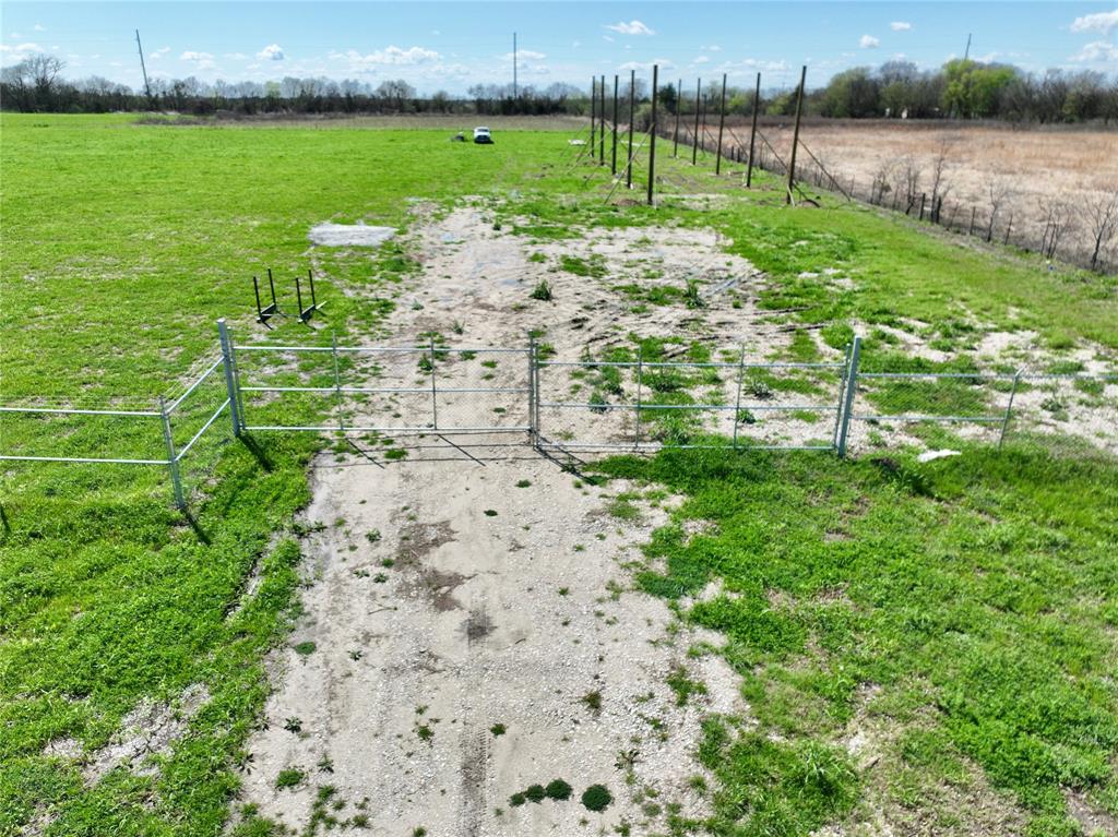 8.06 Interstate 45 Highway Rice, TX 75155 - Photo 5 of 10 Gated Entry