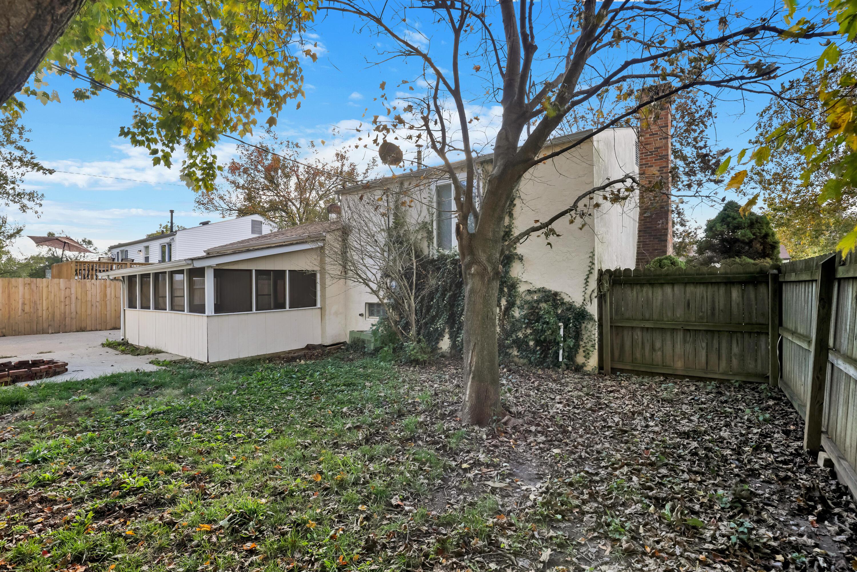 2988 Renfro Road Columbus, OH 43232 - Photo 29 of 40 0N4A8614