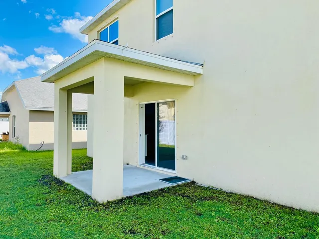 $2,900 | 9732 Starboard Drive, Fort Pierce, FL 34945