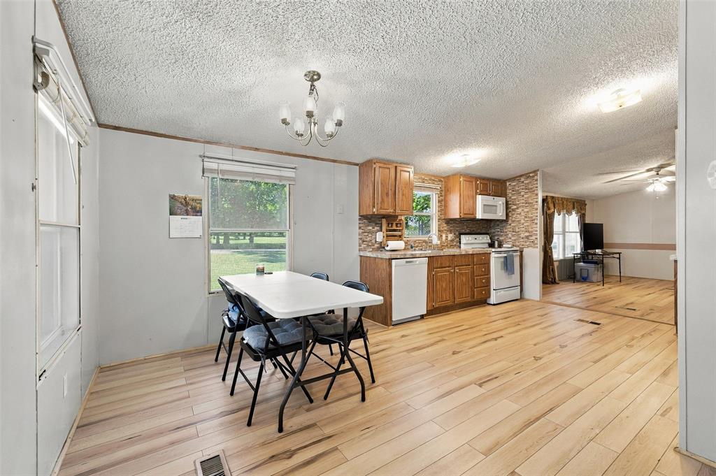 3111 Preston Road Denison, TX 75020 - Photo 14 of 36 Gallery Image 14