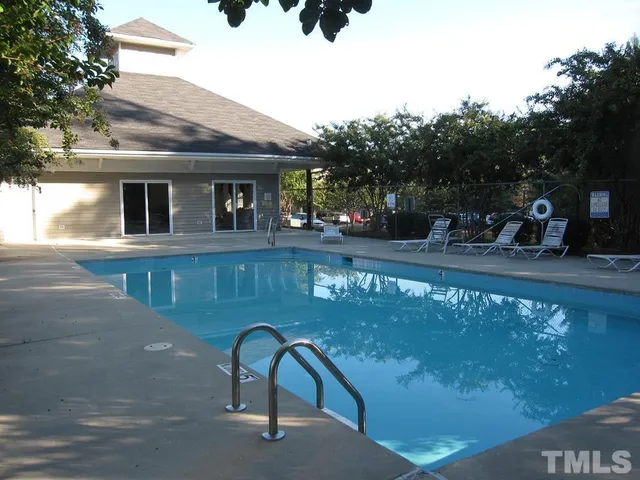 $1,785 | 303 Smith Level Road, Unit B31, Chapel Hill, NC 27516