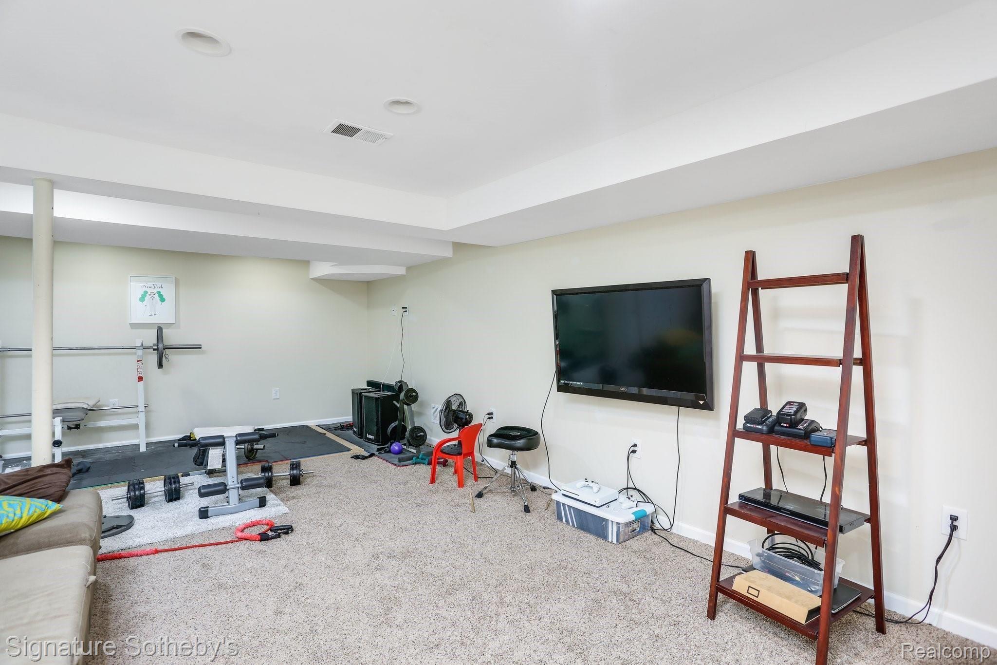 11047 Culver Road Brighton, MI 48114 - Photo 19 of 24 11047+Culver+Rd+Brighton-37-web.jpg
