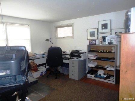 6058 Ronnoco Road Rochester, MI 48306 - Photo 11 of 13 office/bedroom 3