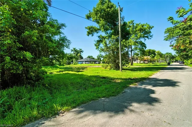 $79,900 | 4364 Cypress Lane, Fort Myers, FL 33905