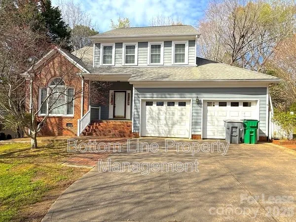 $2,600 | 9423 Fairmead Drive, Charlotte, NC 28269