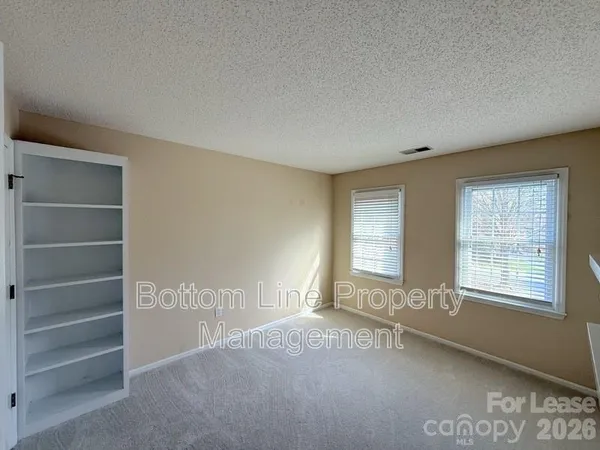 $2,600 | 9423 Fairmead Drive, Charlotte, NC 28269