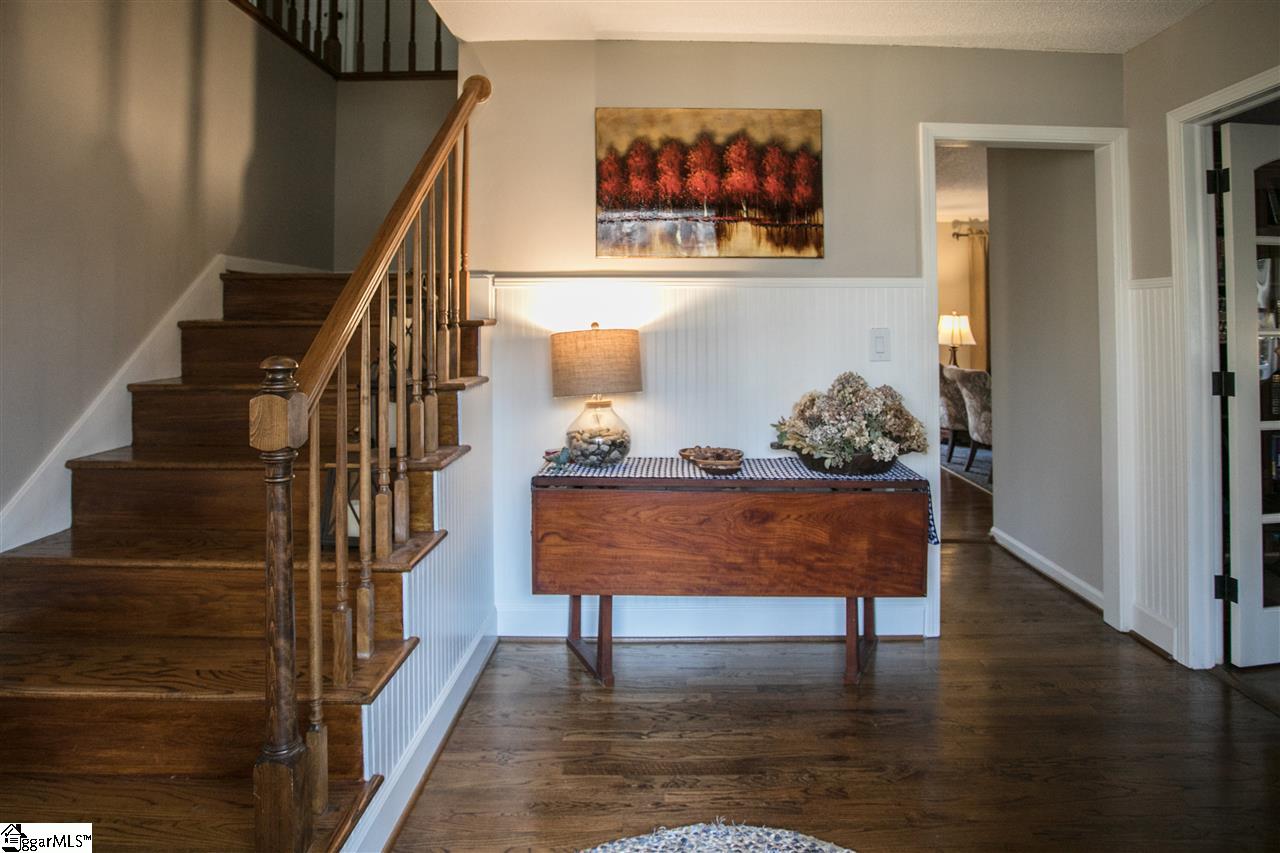 213 Overcreek Road Greenville, SC 29607 - Photo 3 of 36 Gallery Image 3