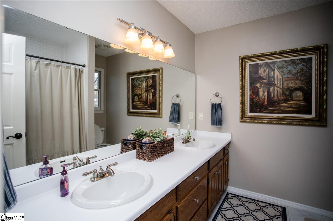 213 Overcreek Road Greenville, SC 29607 - Photo 21 of 36 Gallery Image 21
