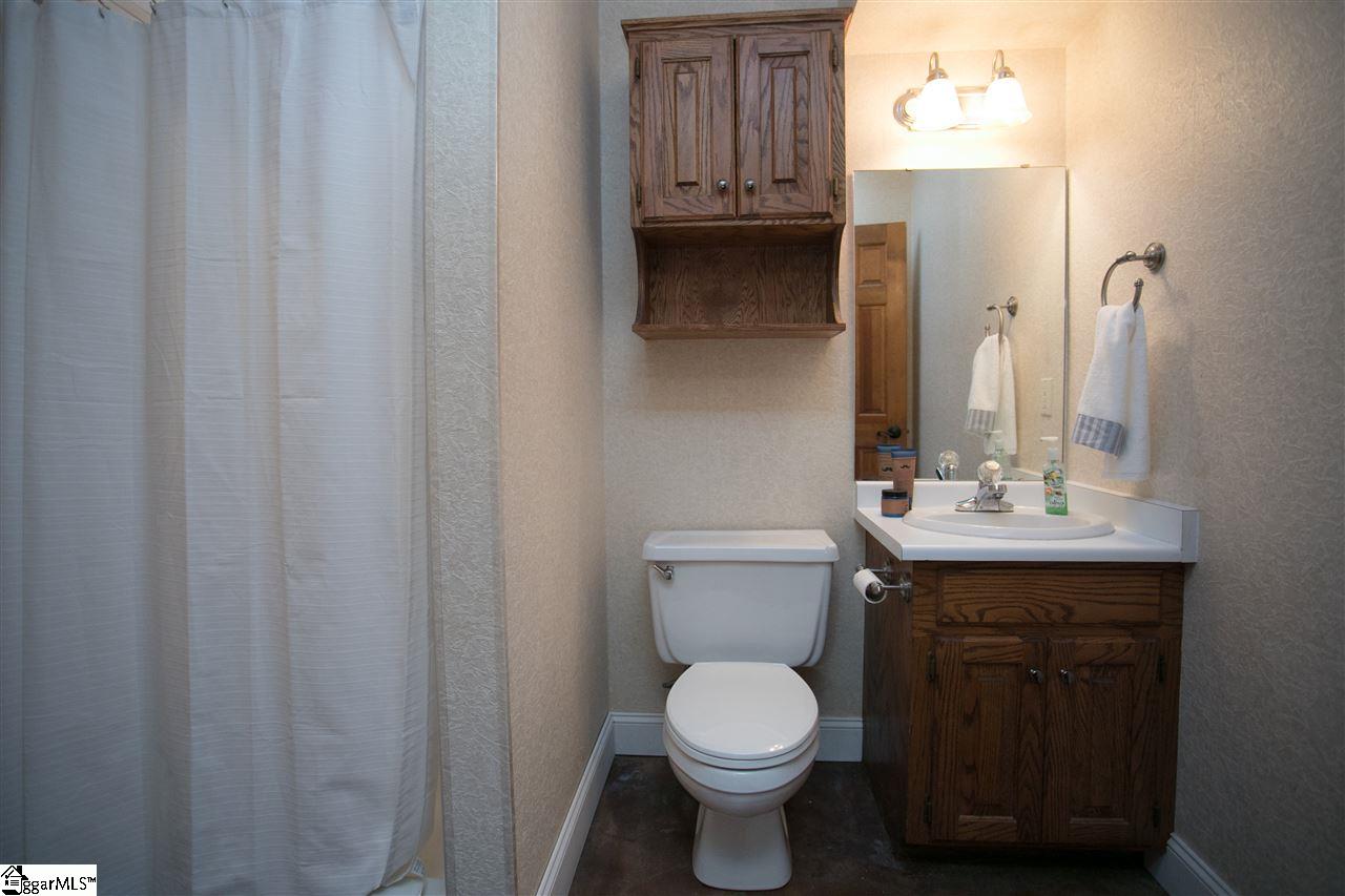 213 Overcreek Road Greenville, SC 29607 - Photo 29 of 36 Gallery Image 29