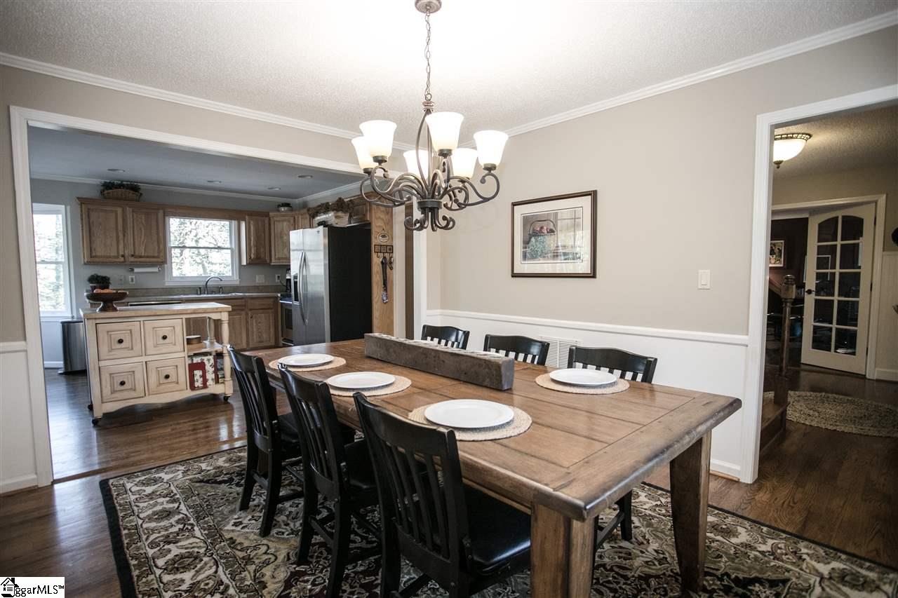 213 Overcreek Road Greenville, SC 29607 - Photo 6 of 36 Gallery Image 6