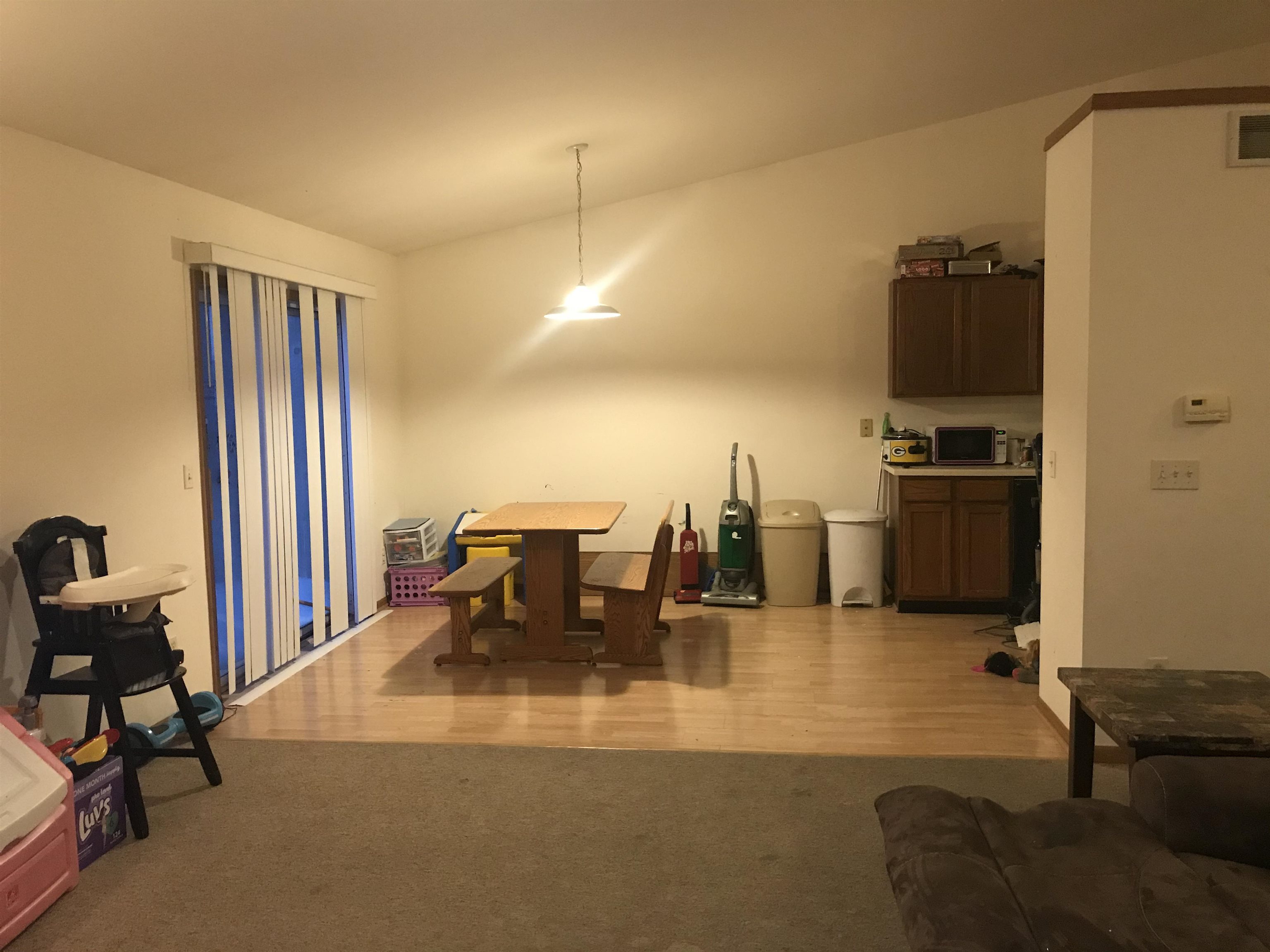 612-614 North Main Street Fall River, WI 53932 - Photo 13 of 20