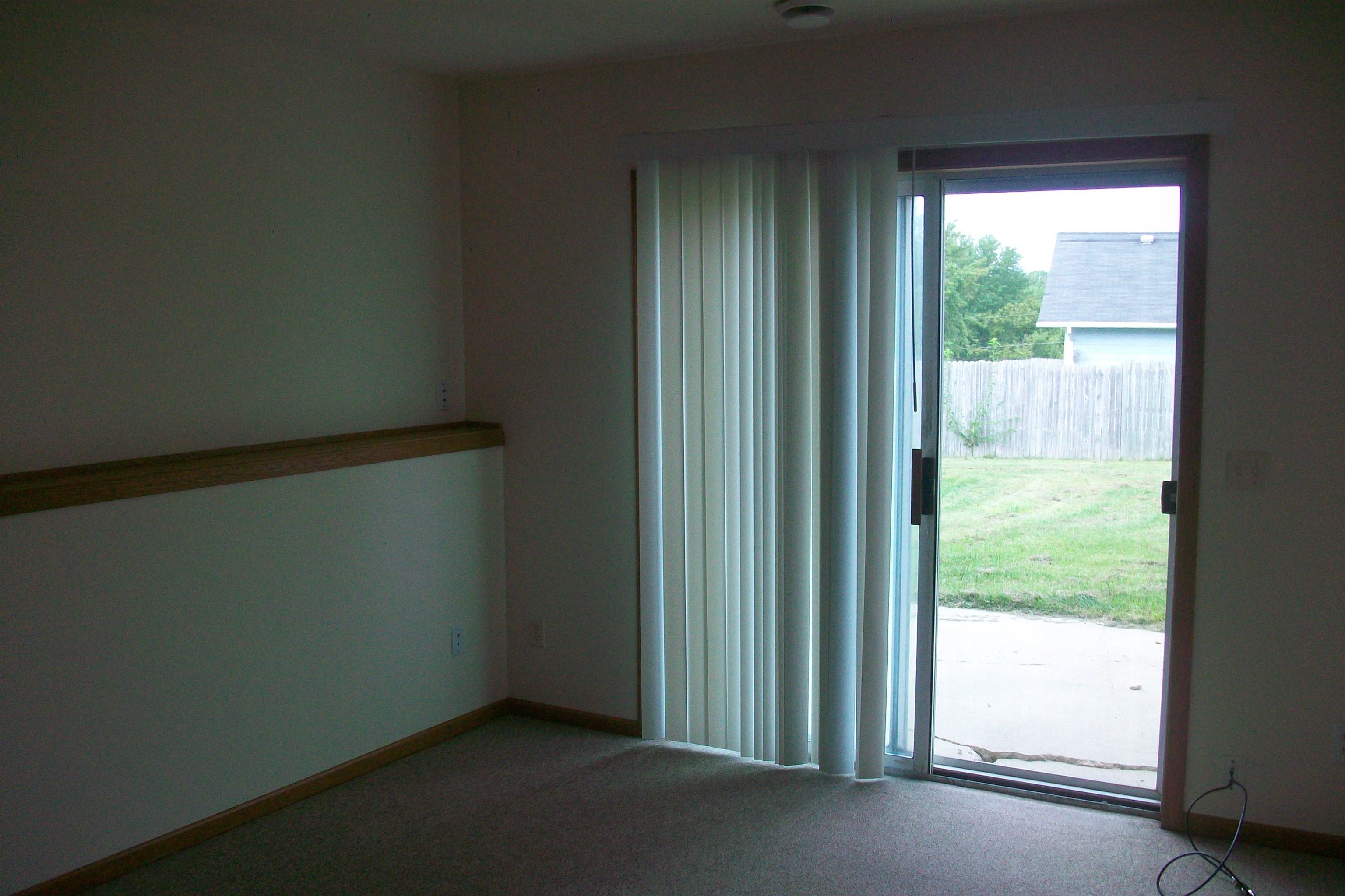 612-614 North Main Street Fall River, WI 53932 - Photo 7 of 20