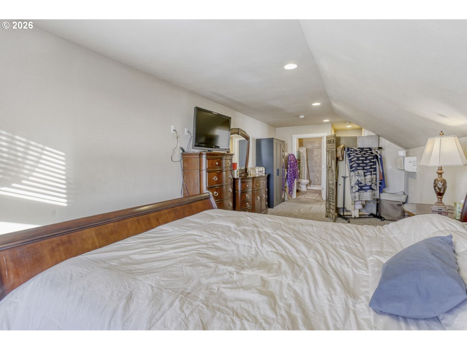 20845 Southwest Eggert Way Beaverton, OR 97078 - Photo 18 of 28 a bed room with a bed