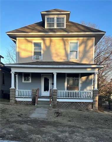 $140,000 | 1105 South 15th Street, St. Joseph, MO 64503