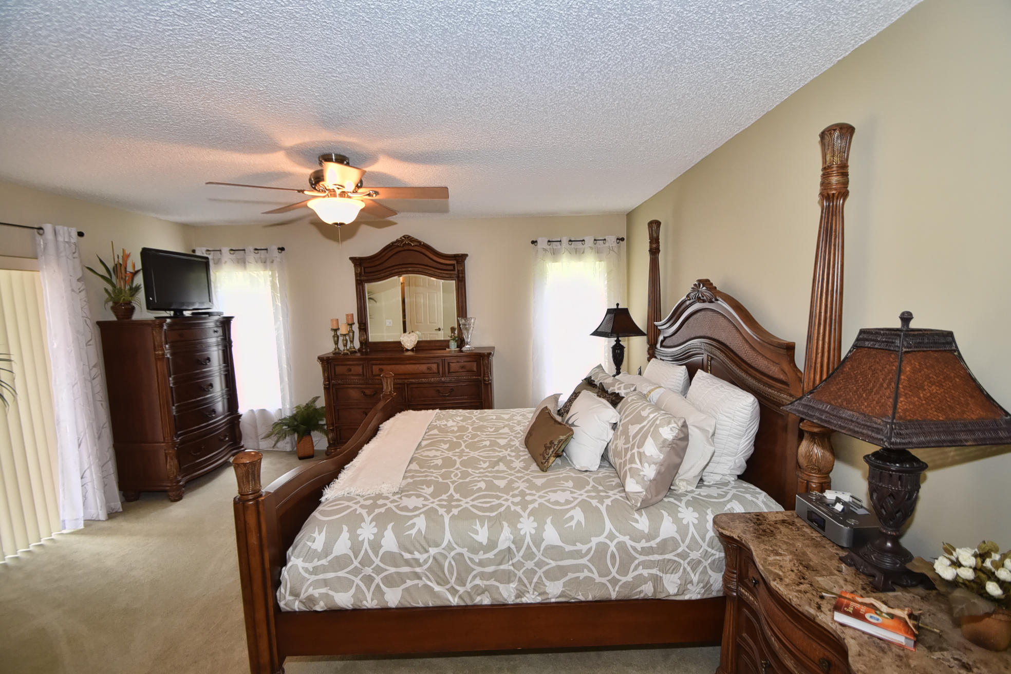 8025 Copenhagen Way Boca Raton, FL 33434 - Photo 20 of 43 DSC_8508