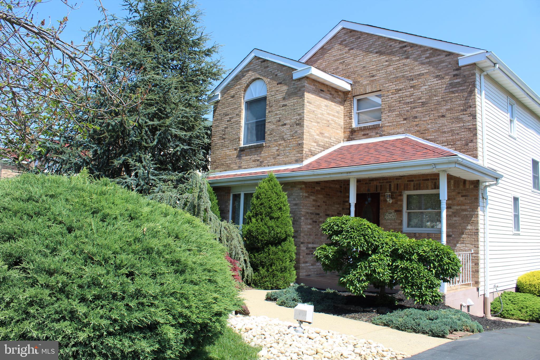 9749 Krewstown Road Philadelphia, PA 19115 - Photo 3 of 46 Gallery Image 3