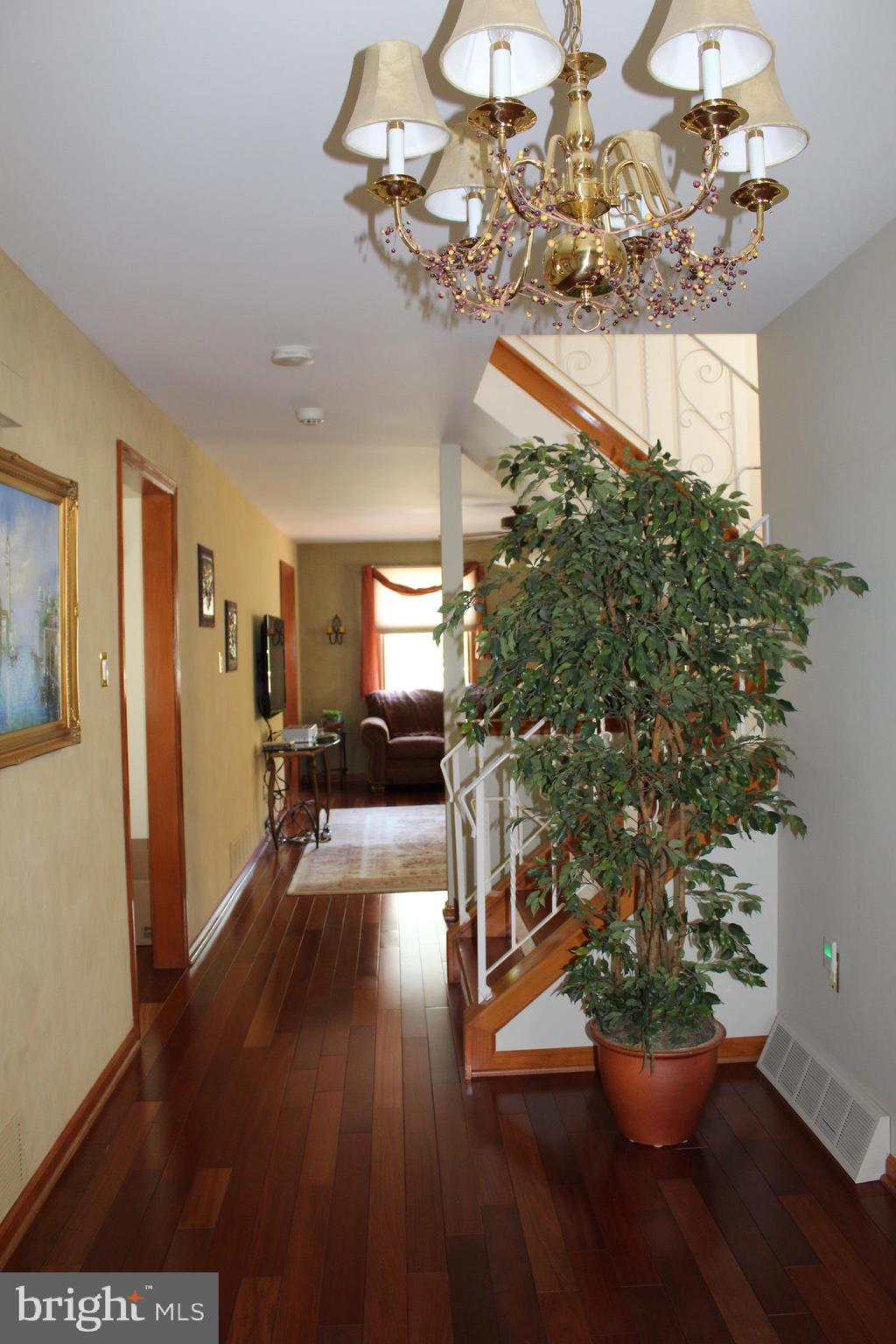 9749 Krewstown Road Philadelphia, PA 19115 - Photo 6 of 46 Gallery Image 6