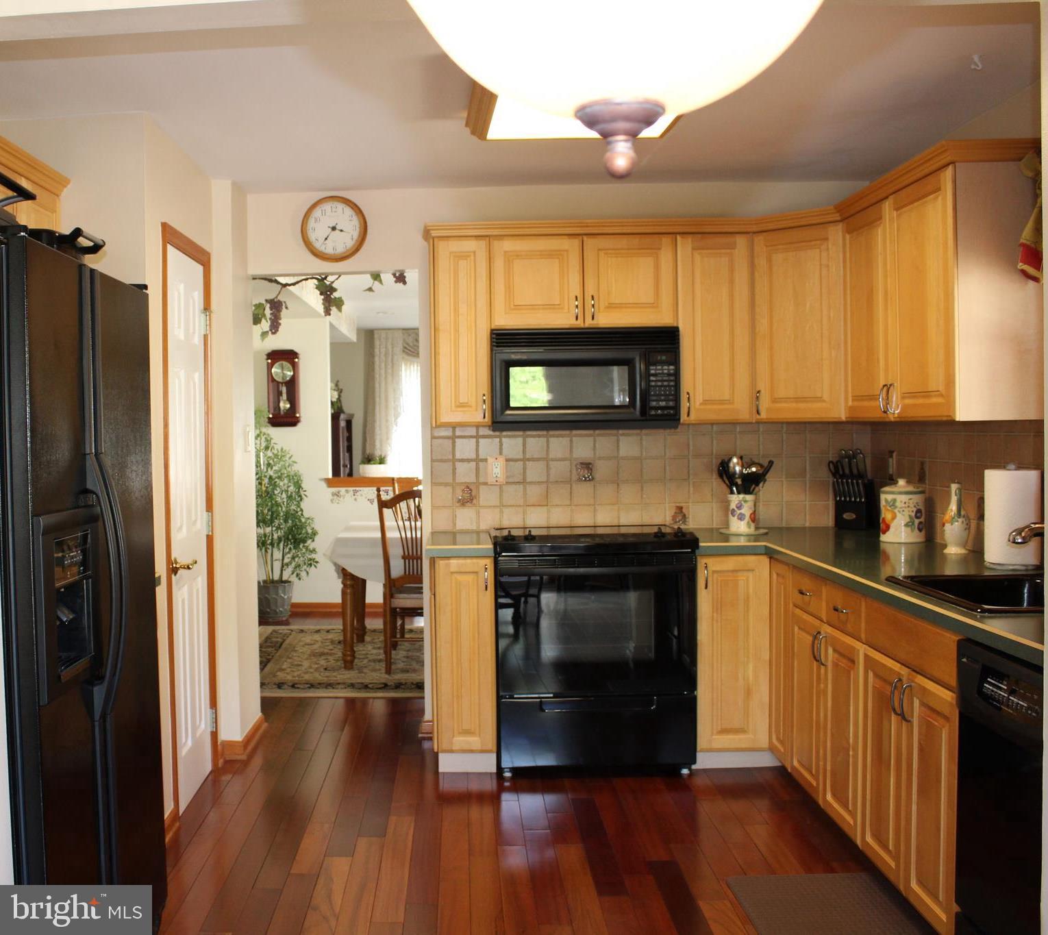 9749 Krewstown Road Philadelphia, PA 19115 - Photo 10 of 46 Gallery Image 10