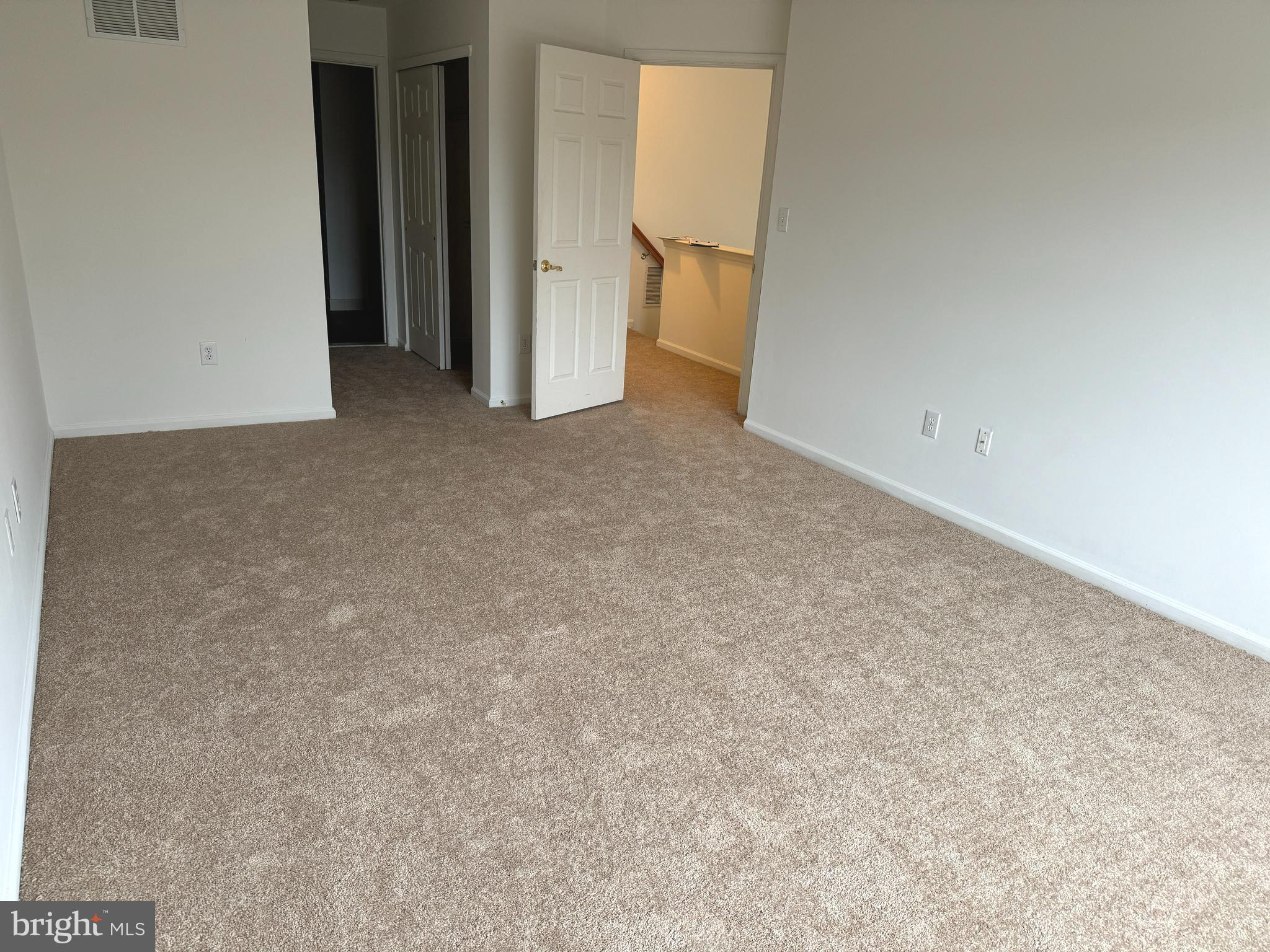 27 Chapel Hill Road Mount Laurel, NJ 08054 - Photo 17 of 28 Gallery Image 17