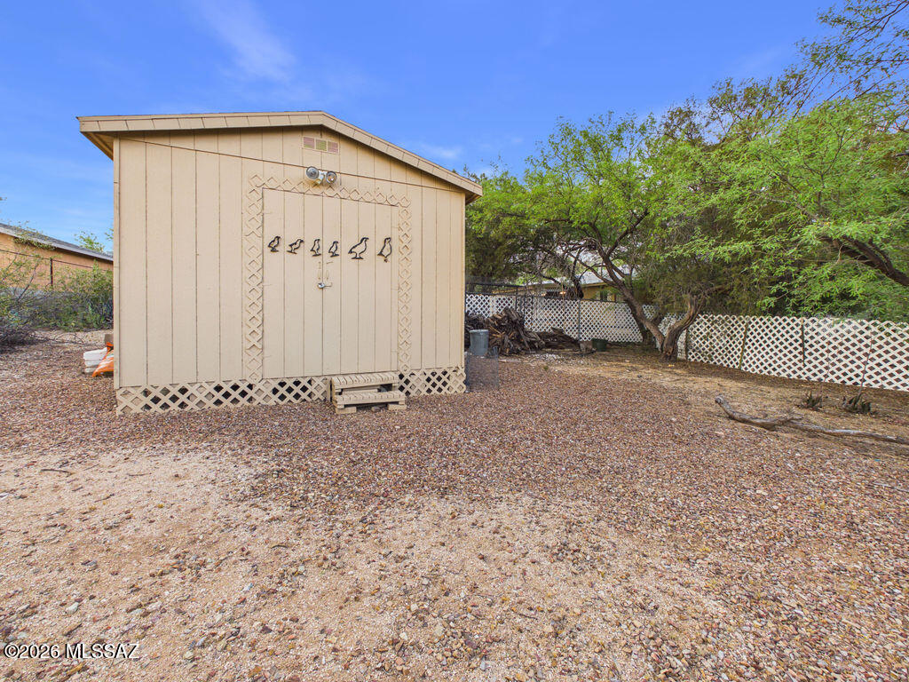 4251 North Wolford Road Tucson, AZ 85749 - Photo 34 of 36
