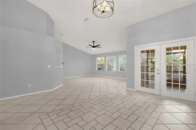 $2,400 | 14528 Redmeadow Court, Orlando, FL 32837