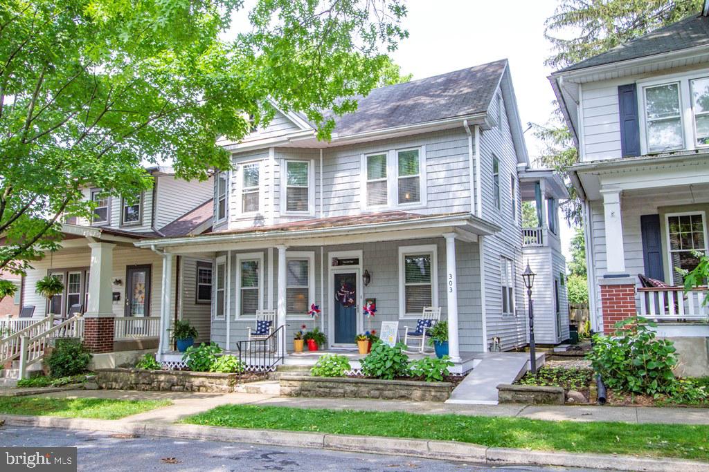 303 Linden Street Lititz, PA 17543 - Photo 1 of 47