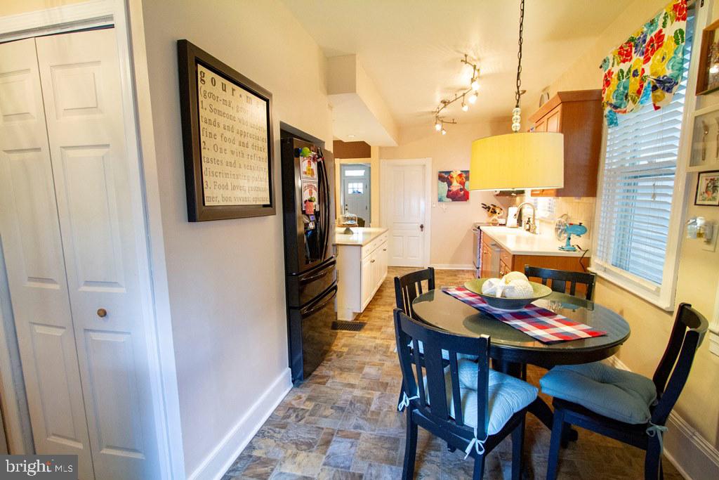 303 Linden Street Lititz, PA 17543 - Photo 18 of 47