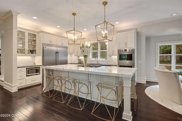 $2,300,000 | 9 Windwood Drive, Jackson, TN 38305