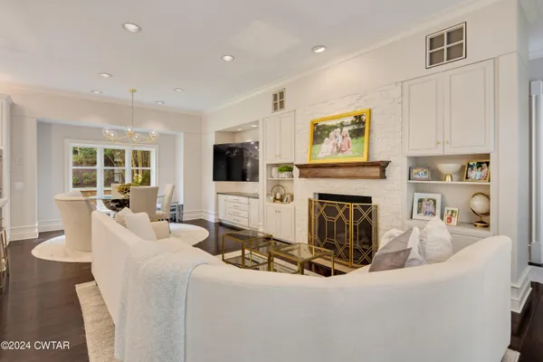 $2,300,000 | 9 Windwood Drive, Jackson, TN 38305