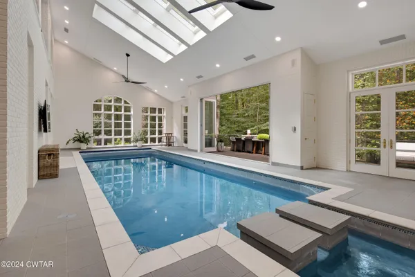 $2,300,000 | 9 Windwood Drive, Jackson, TN 38305