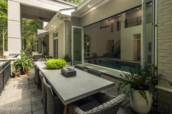 $2,300,000 | 9 Windwood Drive, Jackson, TN 38305