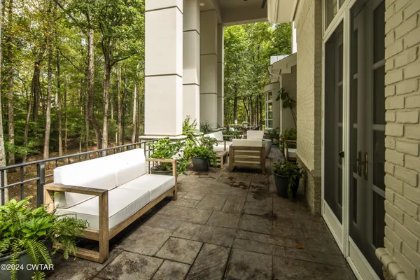 $2,300,000 | 9 Windwood Drive, Jackson, TN 38305