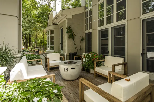 $2,300,000 | 9 Windwood Drive, Jackson, TN 38305