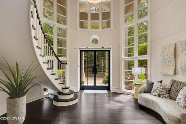 $2,300,000 | 9 Windwood Drive, Jackson, TN 38305