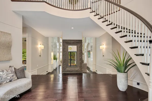 $2,300,000 | 9 Windwood Drive, Jackson, TN 38305