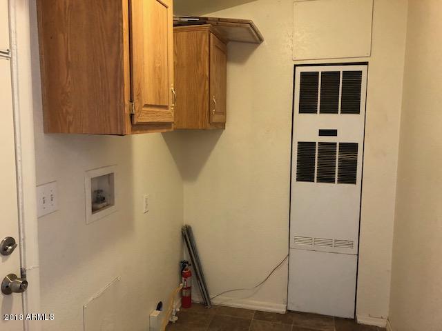 16318 Squatter Road Arizona City, AZ 85123 - Photo 23 of 26 Interior Laundry Room