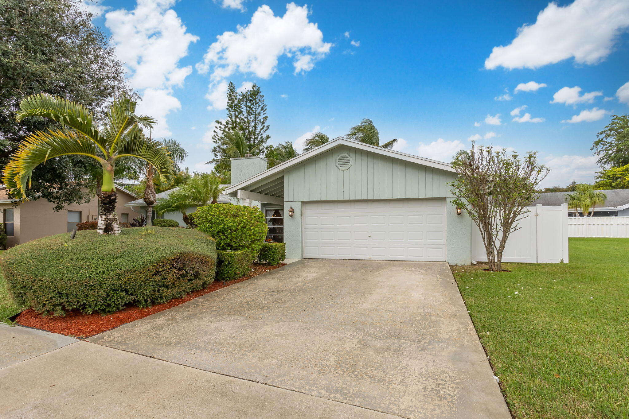 11309 Woodchuck Drive Boca Raton, FL 33428 - Photo 1 of 41 Front