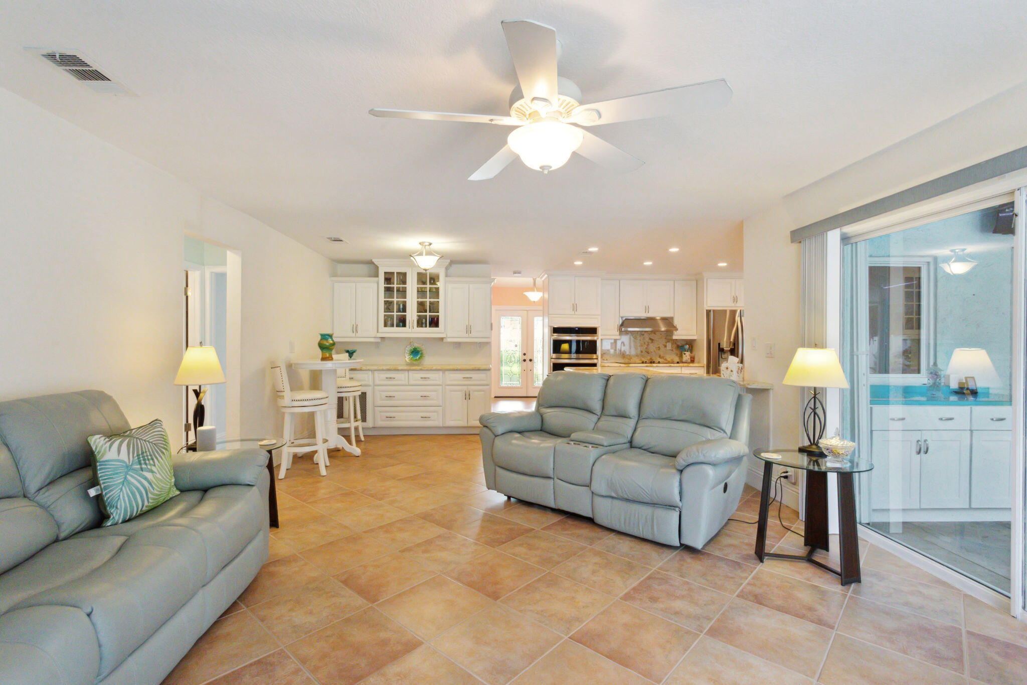 11309 Woodchuck Drive Boca Raton, FL 33428 - Photo 19 of 41 Living room