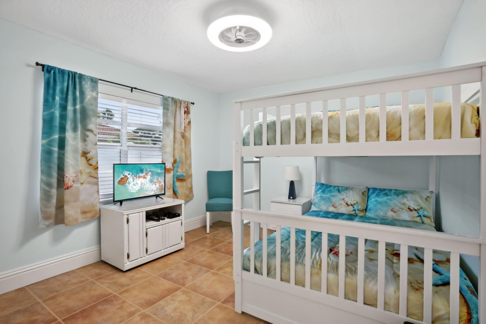11309 Woodchuck Drive Boca Raton, FL 33428 - Photo 28 of 41 Guest bedroom