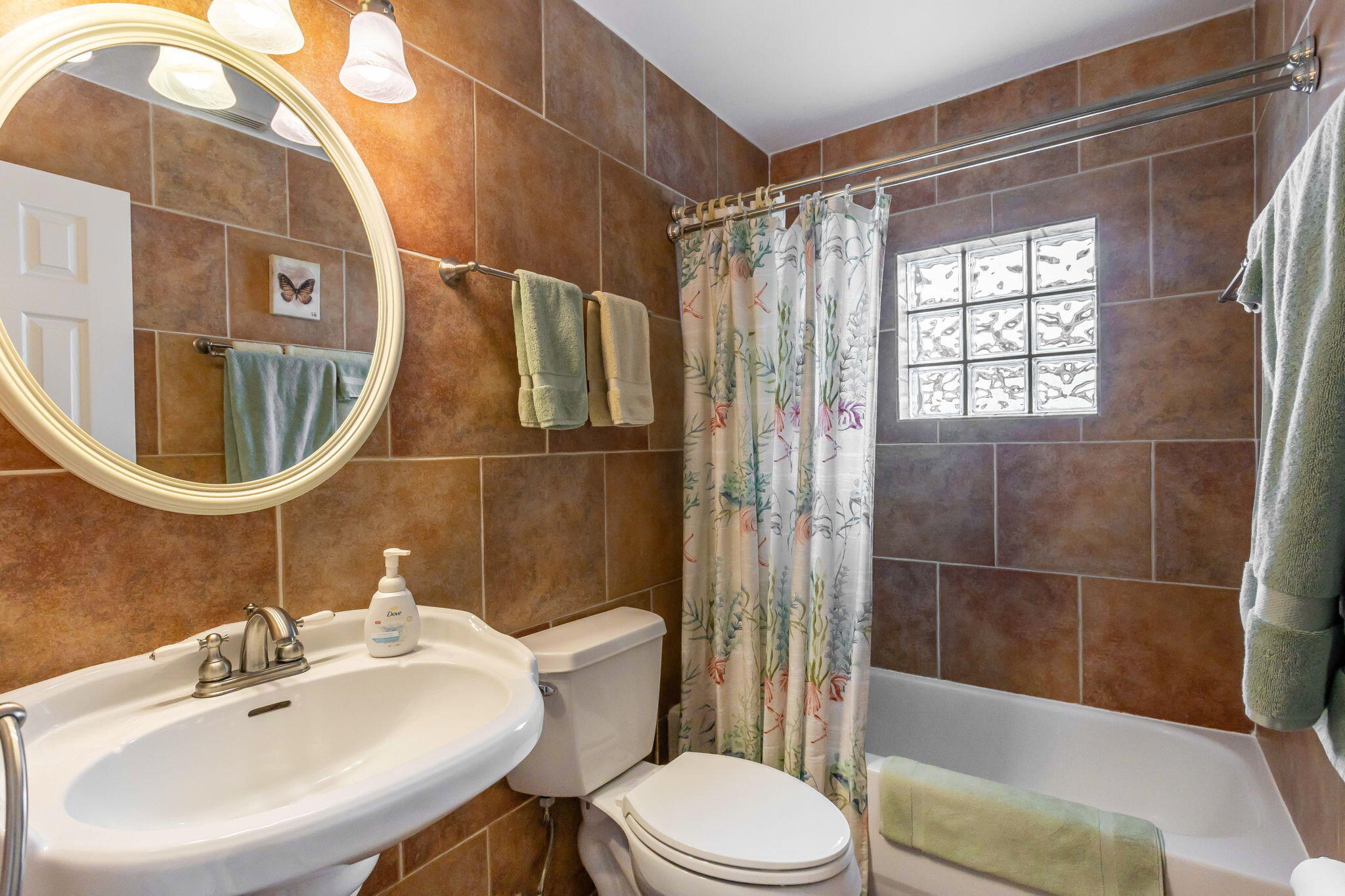 11309 Woodchuck Drive Boca Raton, FL 33428 - Photo 30 of 41 Guest bath