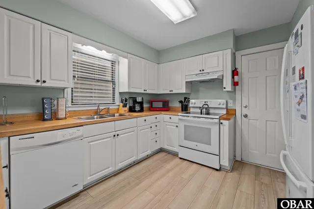 $2,200,000 | 4401 South Virginia Dare Trail, Nags Head, NC 27959