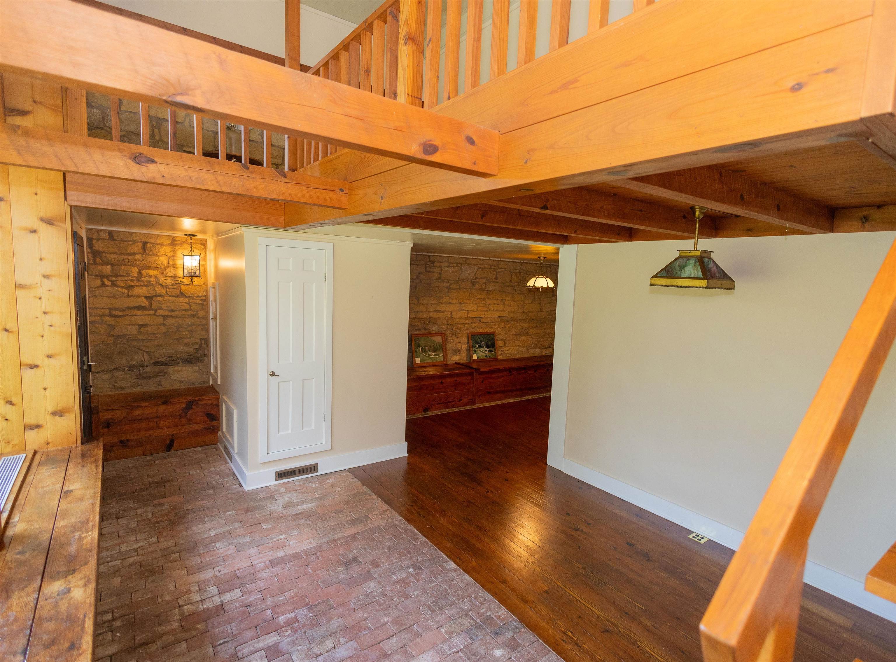 18075 O Neil Road Mineral Point, WI 53565 - Photo 21 of 61