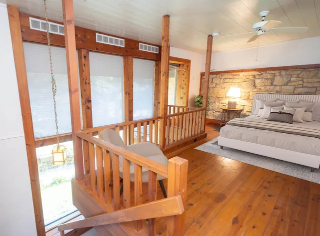 $749,900 | 18075 O Neil Road, Mineral Point, WI 53565