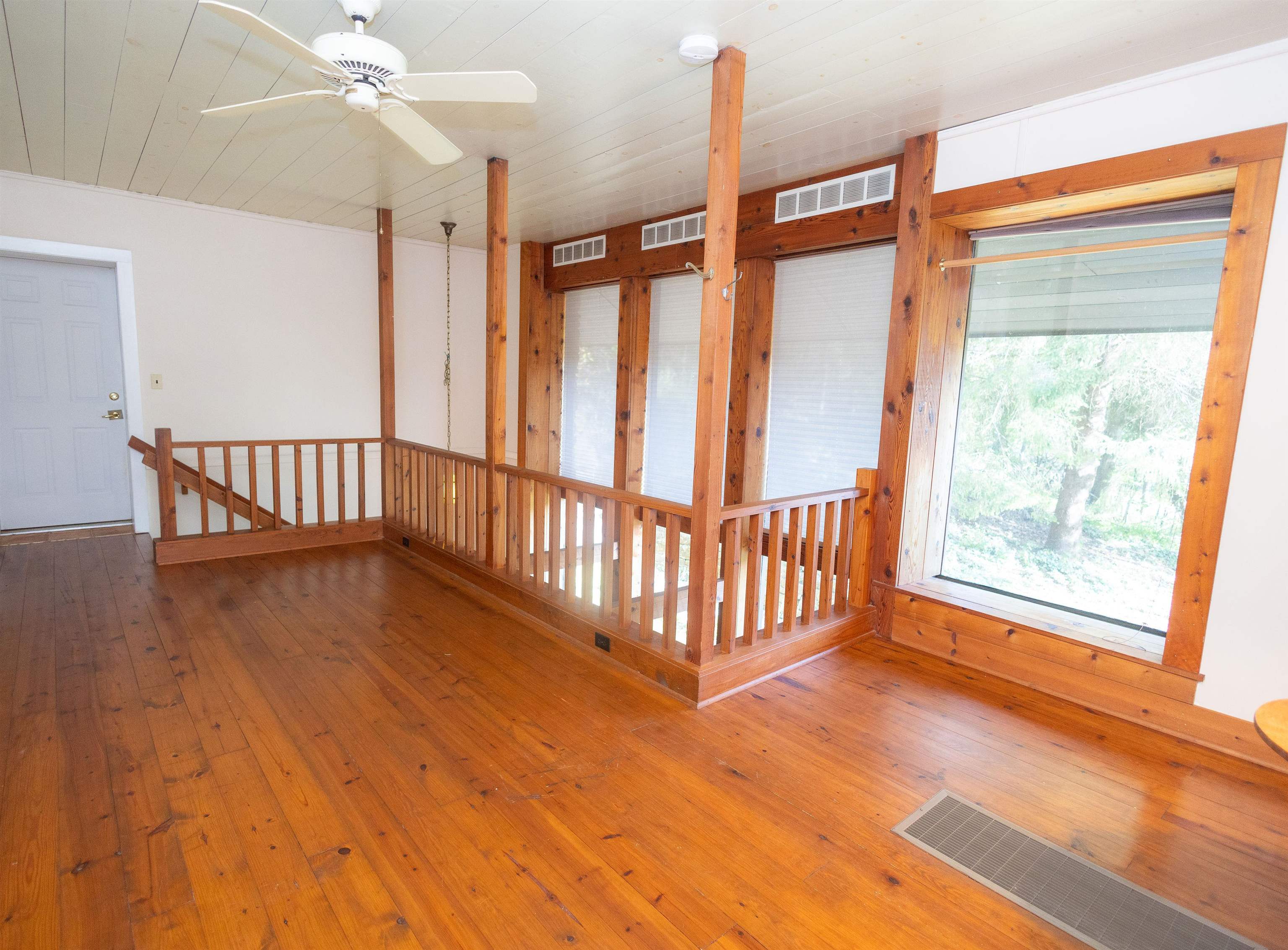 18075 O Neil Road Mineral Point, WI 53565 - Photo 23 of 61